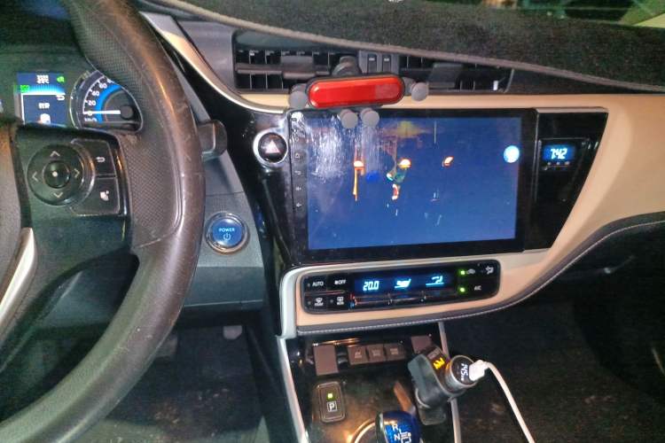 Used Toyota Levin 2017 Revised Dual-Engine 1.8H GS E-CVT Elite Sunroof Version China V Standard