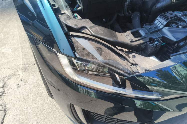 Used Jaguar XEL 2025 2.0T 250 PS R-DYNAMIC 90th Anniversary Edition