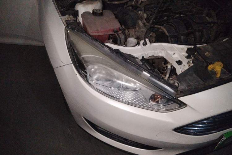 Used Ford Focus 2015 Sedan 1.6L Automatic Comfort Model
