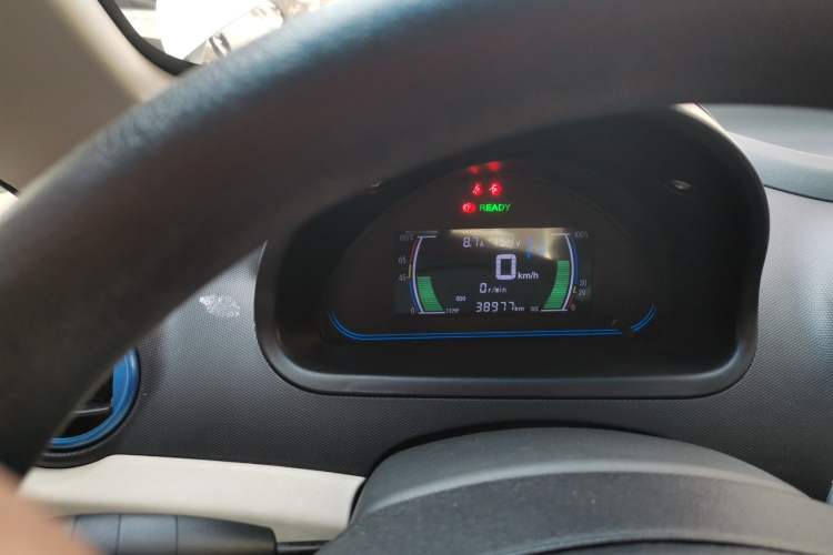 Used JMEV E200L 2018 E200L Standard Model (250 km)