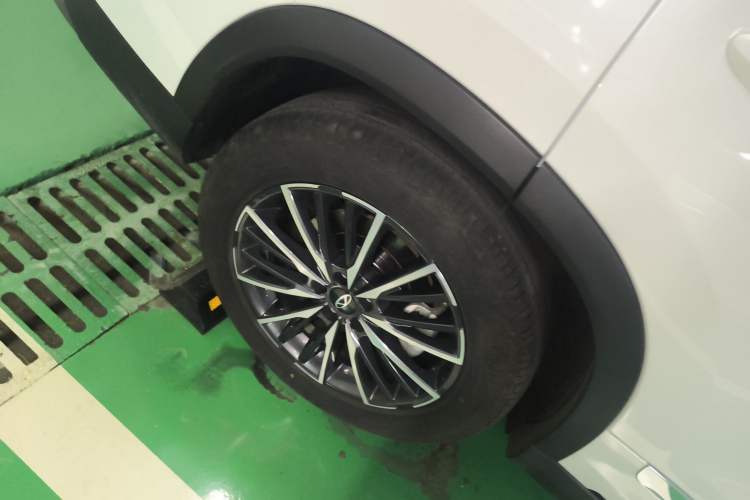 Used Chery Tiggo 8 PRO 2024 Champion Edition 290T Two-Wheel Drive Shining Version 5 Seats