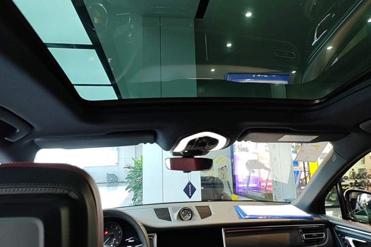 Used Porsche Macan 2023 Macan 2.0T
