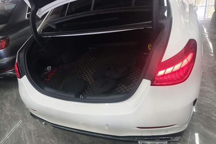 Used Mercedes-Benz C-Class 2024 Restyled C 260 L Sport Edition
