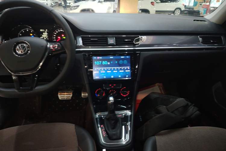 Used Volkswagen C-TREK 2018 1.5L Automatic Comfort Model
