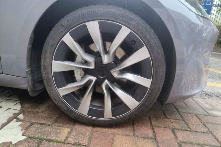 Used Tesla Model 3 2023 Rear-Wheel-Drive Version