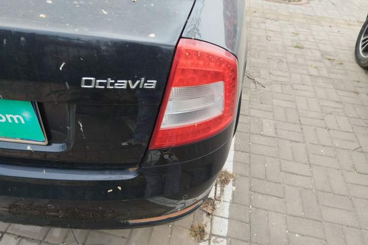 Used Skoda Octavia 2013 1.6L Manual Yijun Edition Right Rear Taillight