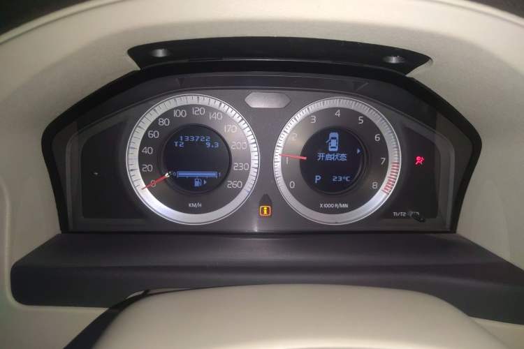 Used Volvo S80L 2011 2.0T ZhiZun Edition Instrument Cluster