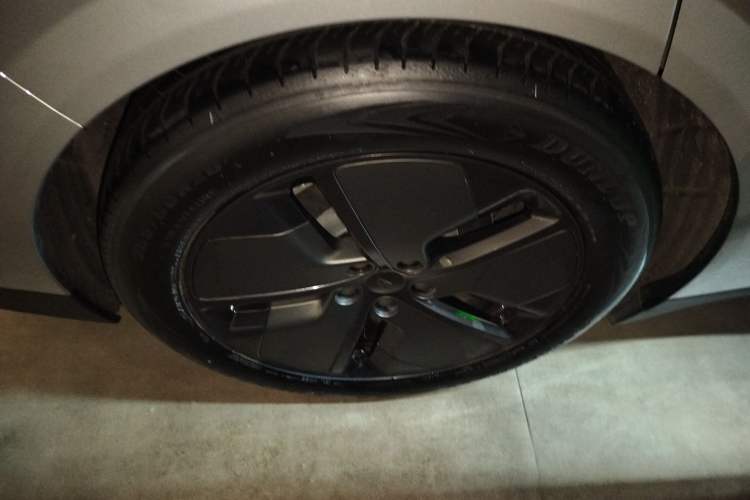 Used Li Auto i6 2025 Model Two-Wheel-Drive Standard Type