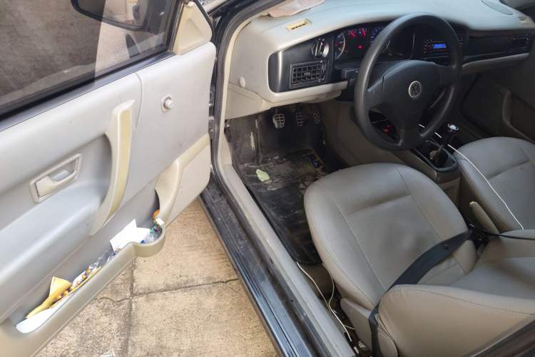 Used Volkswagen Santana Vista 2008 1.8L Manual Sishang Model Driver Seat