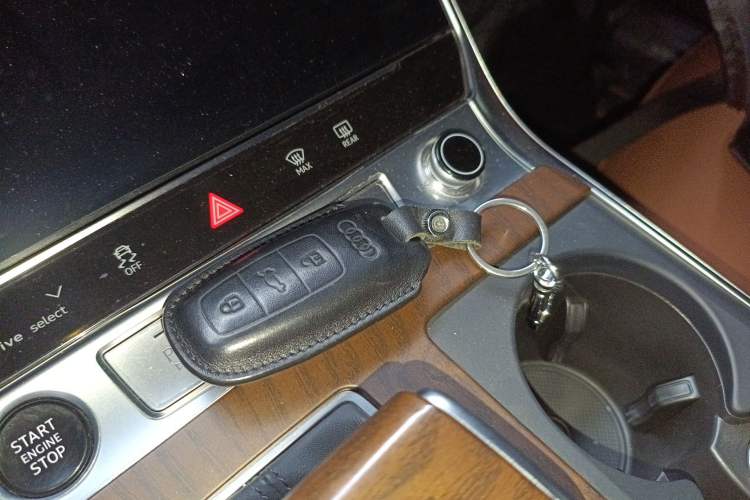 Used Audi A6 2022 allroad quattro Explorer 55 TFSI Prestige Off-Road Model