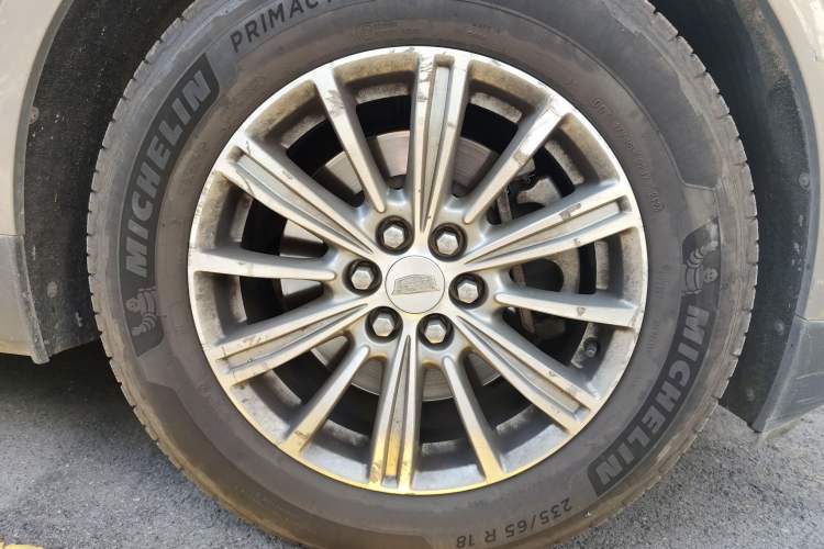 Used Cadillac XT5 2018 25T Luxury Model
