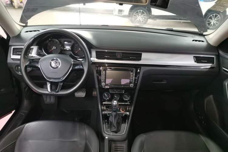 Used Volkswagen Bora 2016 1.6L Automatic Comfort Model
