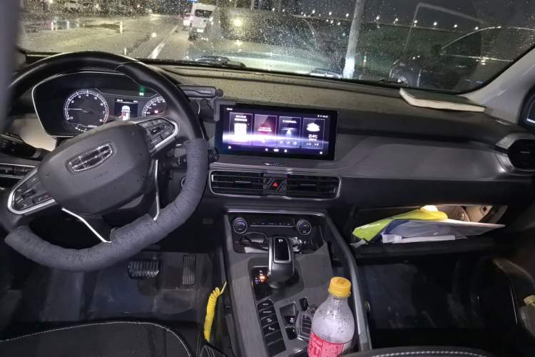 Used Geely Auto Coolray 2019 260T DCT Knight China VI Standard Center Console