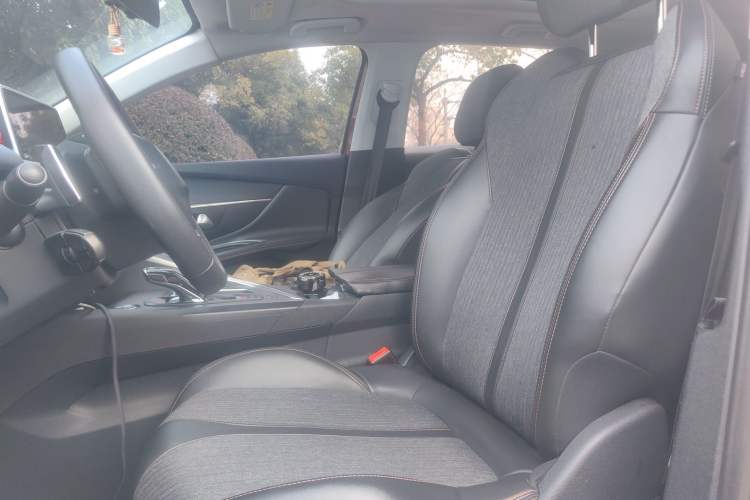 Used Peugeot 4008 2017 380THP Elite Edition Left Front Seat