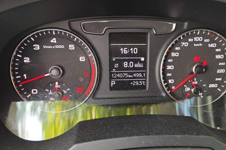 Used Audi Q3 2018 35 TFSI Fashion Edition Collector's Model
