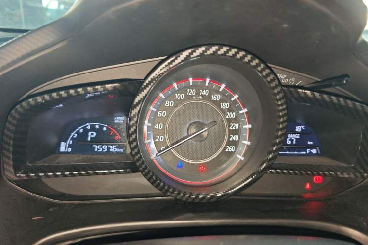 Used Mazda 3 Axela 2016 Sedan 1.5L Automatic Luxury Model