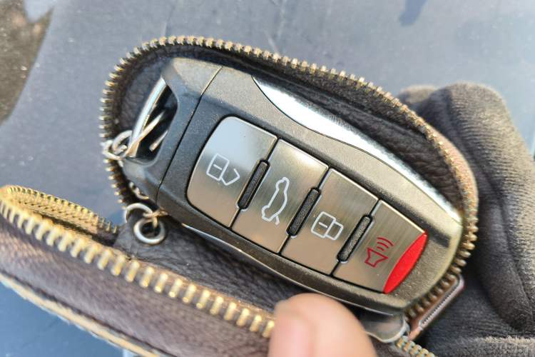 Used Haval H7 2016 Blue-Label H7 2.0T Automatic Luxury Model
