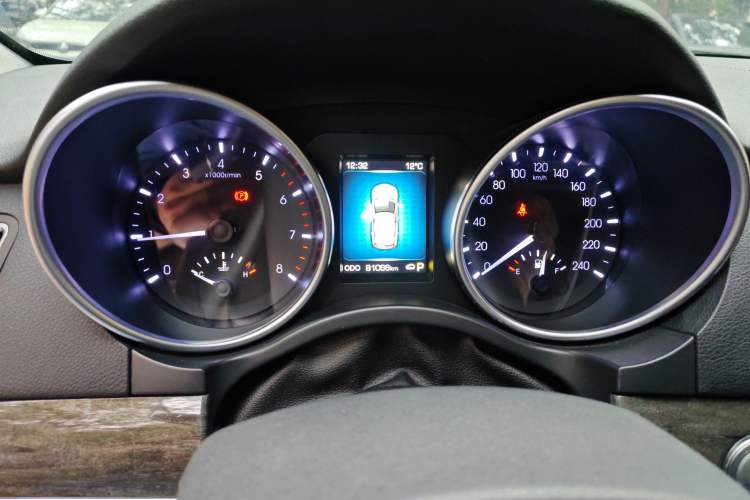 Used Haval H8 2015 2.0T Four-Wheel Drive Elite Model