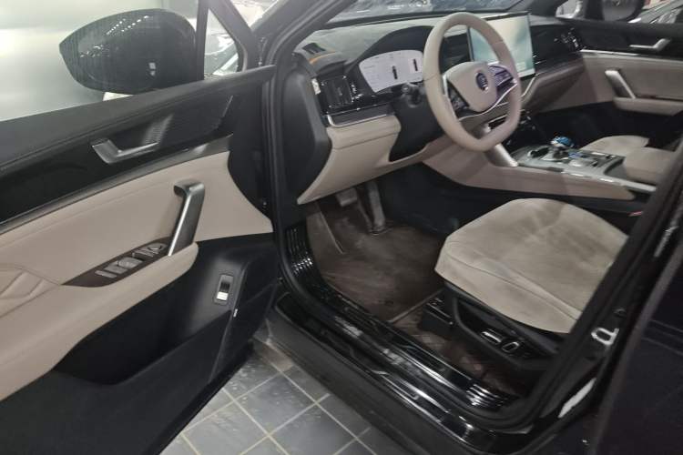 Used BYD Tang New Energy 2025 Intelligent Driving Version DM-i 115KM Prestige Edition Driver Seat