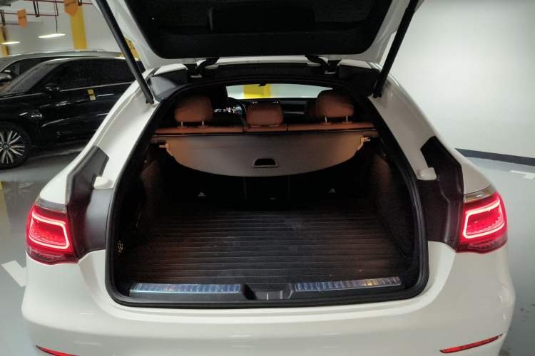 Used Mercedes-Benz GLC Coupe 2020 GLC 300 4MATIC Coupe SUV