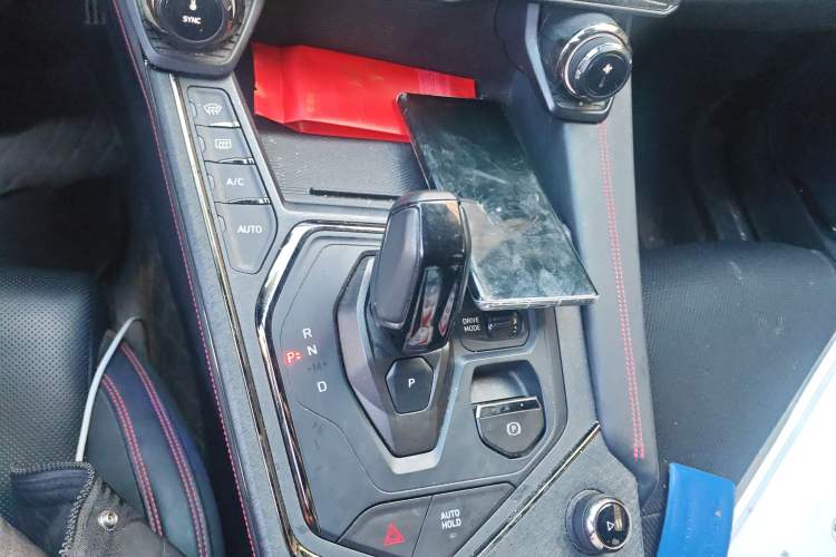 Used Lynk & Co 05 2022 2.0TD Four-Wheel Drive Dynamic Halo