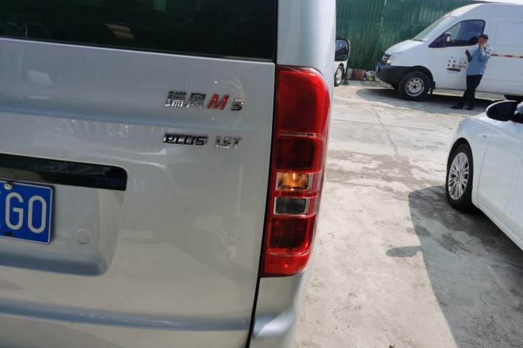 Used JAC Refine M3 2023 PLUS 1.5T 5/7-seat Classic Edition