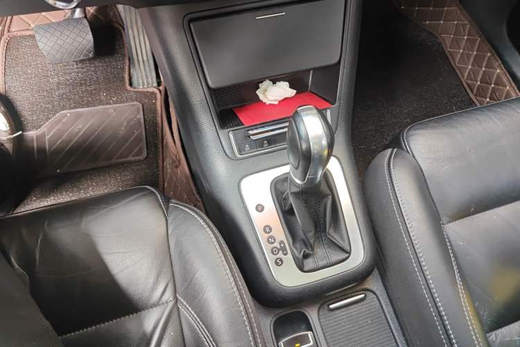 Used Volkswagen Tiguan 2016 280TSI Automatic Two-Wheel Drive Silk Road Comfort Edition
