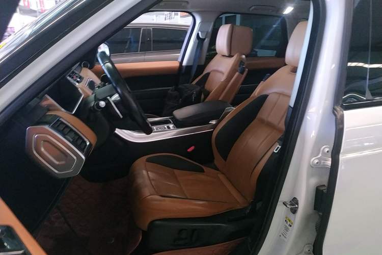 Used Land Rover Range Sport 2021 3.0 L6 YAO Black Edition Left Front Seat