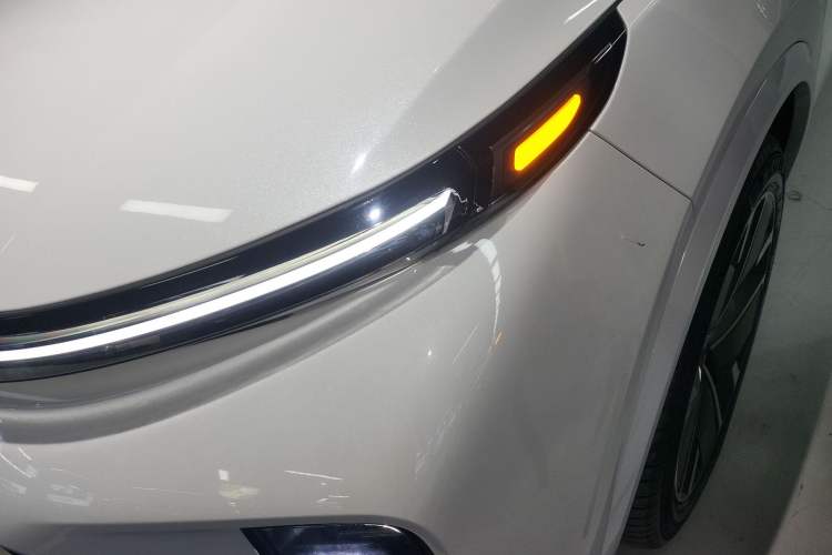 Used Li Auto L8 2025 Ultra Smart Refreshed Edition
