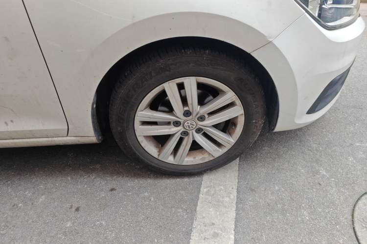 Used Volkswagen Santana 2015 Haval H6 1.6L Automatic Comfort Model