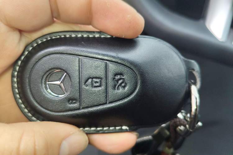 Used Mercedes-Benz C-Class 2022 C 260 L Sport Edition Vehicle Key
