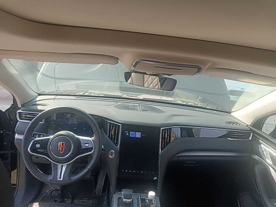 Hongqi HS7 PHEV 2024 2.0T PHEV Four-Wheel Drive Flagship Edition 6 Seats — снимка 12