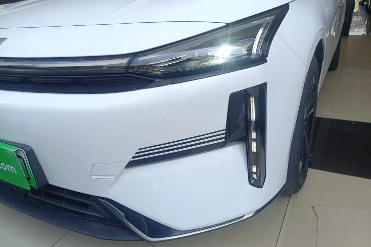 Used Geely Galaxy L6 2023 125km MAX