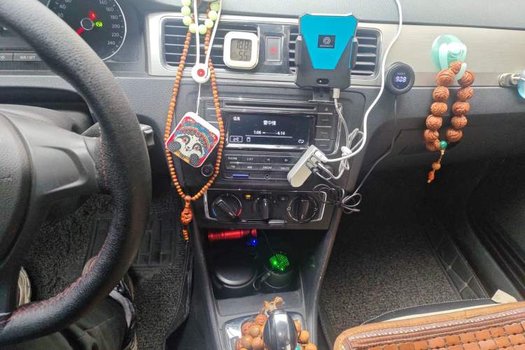 Used Volkswagen Santana 2015 Haval H6 1.6L Automatic Comfort Model