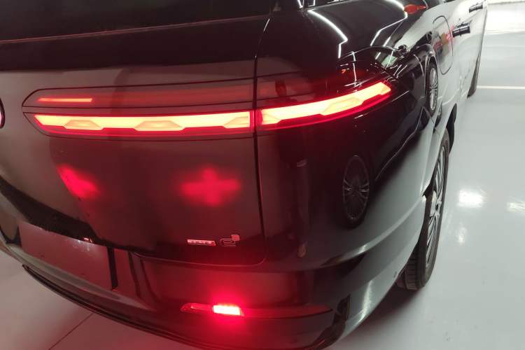 Used Denza N8L 2025 Model Zunrong Model
