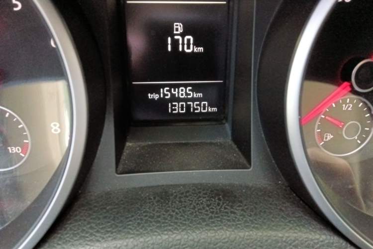 Used Volkswagen Golf 2012 1.4 TSI Automatic Comfort Edition Odometer Close Up