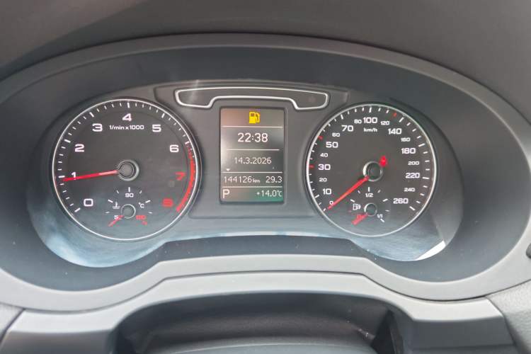 Used Audi Q3 2015 35 TFSI Comfort Model