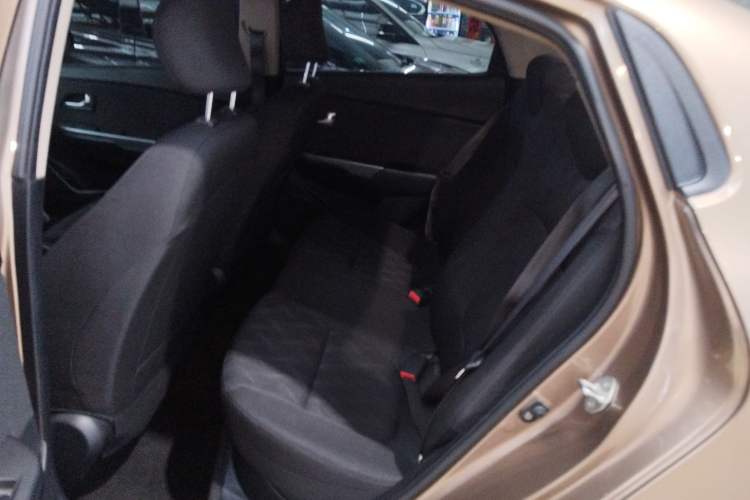 Used Kia K2 2015 Sedan 1.4L Automatic GLS
