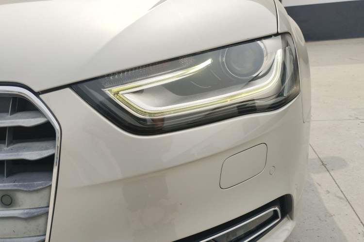 Used Audi A4L 2015 35 TFSI Automatic Comfort Model
