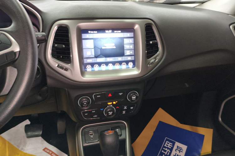 Used Jeep Compass 2019 220T Automatic Enjoyment Version