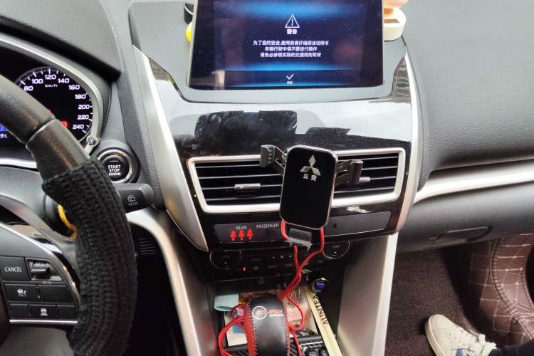 Used Mitsubishi Eclipse Cross 2018 1.5T CVT Two-Wheel Drive Belief Edition Audio And AC Panel