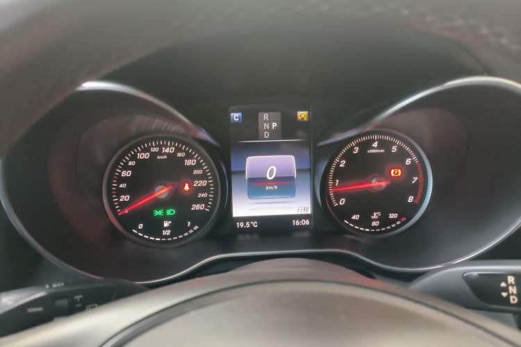 Used Mercedes-Benz GLC 2016 GLC 200 4MATIC
