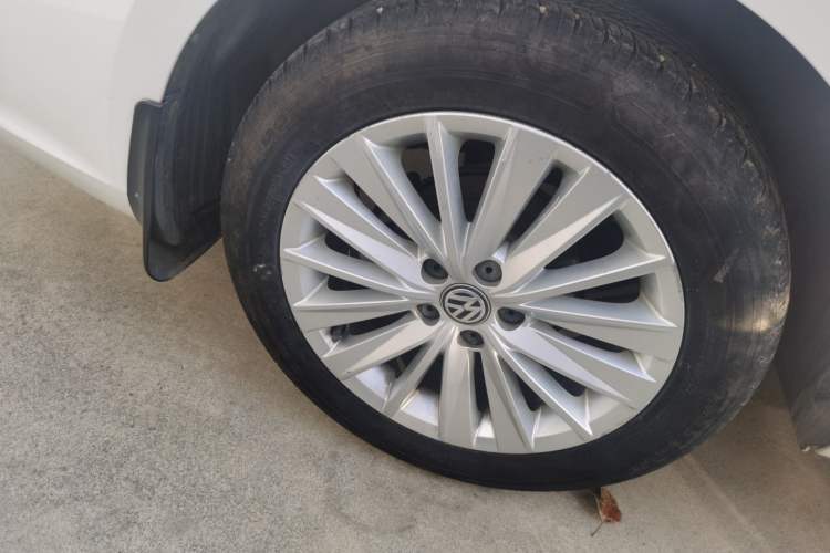 Used Volkswagen Lavida 2019 Lavida Start 1.5L Automatic Comfort Edition China VI Standard Right Rear Wheel Hub