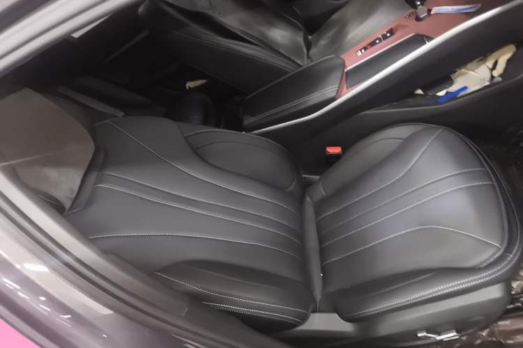 Used Geely Auto Preface 2025 Dongfang Yao 1.5TD Kunlun Edition Right Front Seat