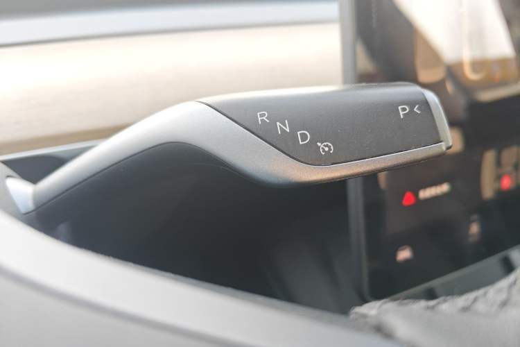 Used Tesla Model Y 2022 Rear-Wheel-Drive Version
