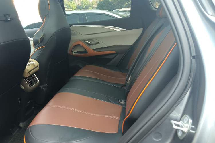 Used BYD Song Pro New Energy 2023 Champion Edition DM-i 71KM Beyond Model Left Rear Seat