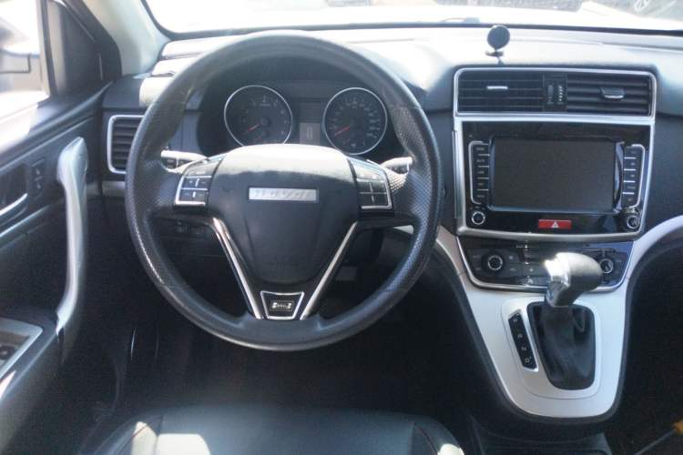 Used Haval M6 2019 1.5T DCT Two-Wheel Drive Value Edition China VI Standard Steering Wheel