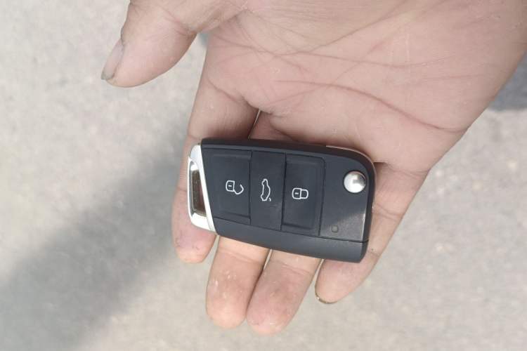 Used Volkswagen Tiguan L 2022 330TSI Automatic Two-Wheel Drive Smart Edition Vehicle Key