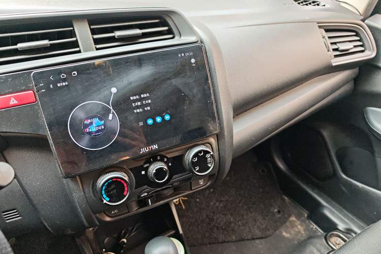 Used Honda Fit 2016 1.5L LXS CVT Comfort Sunroof Version
