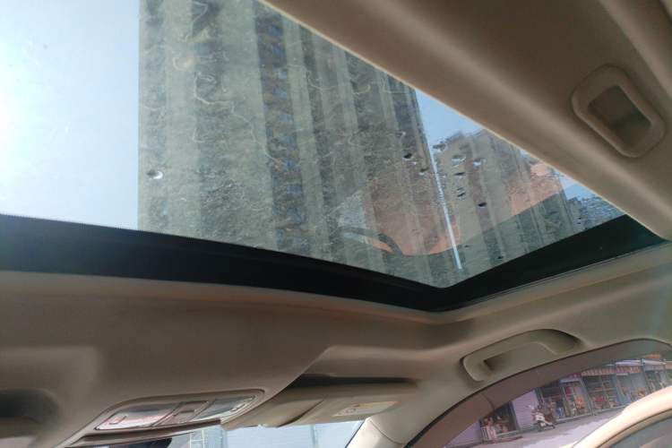 Used Dongfeng Fengon 580 2016 1.5T Manual Luxury Edition
